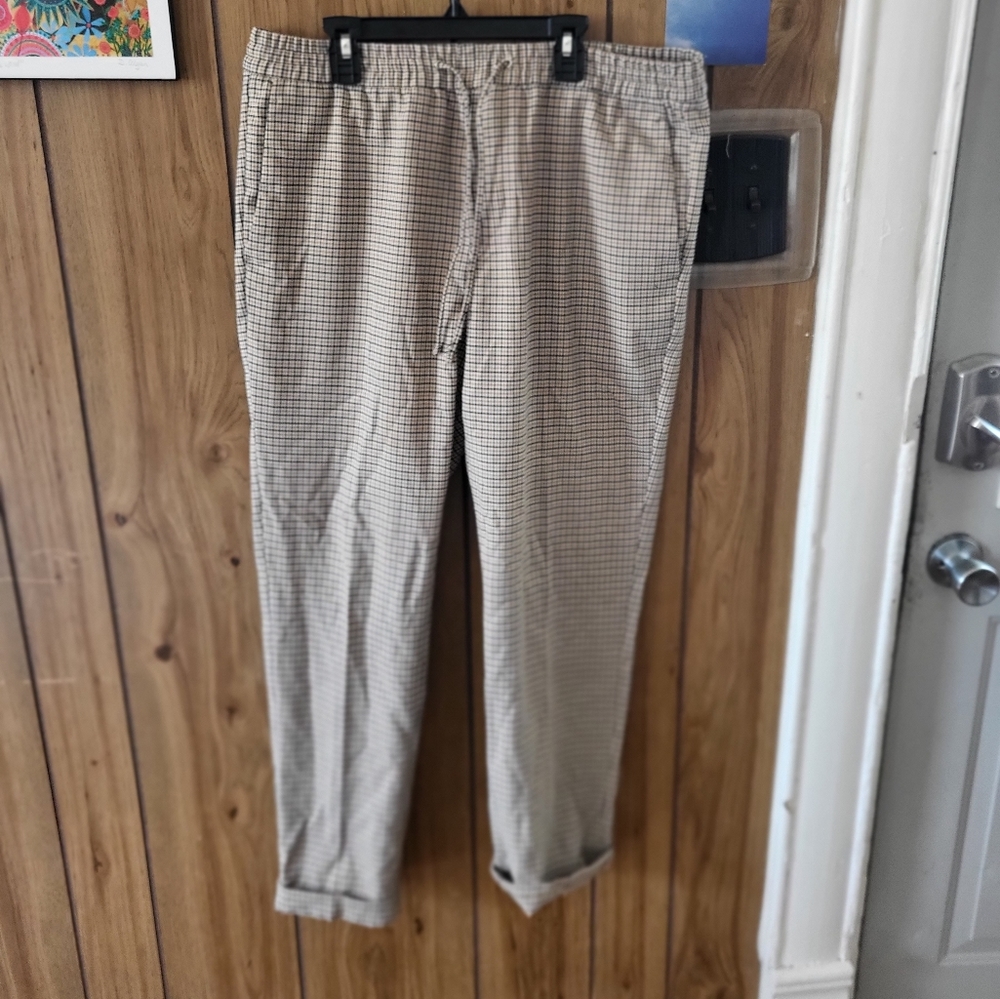 H&M jogger-style trousers